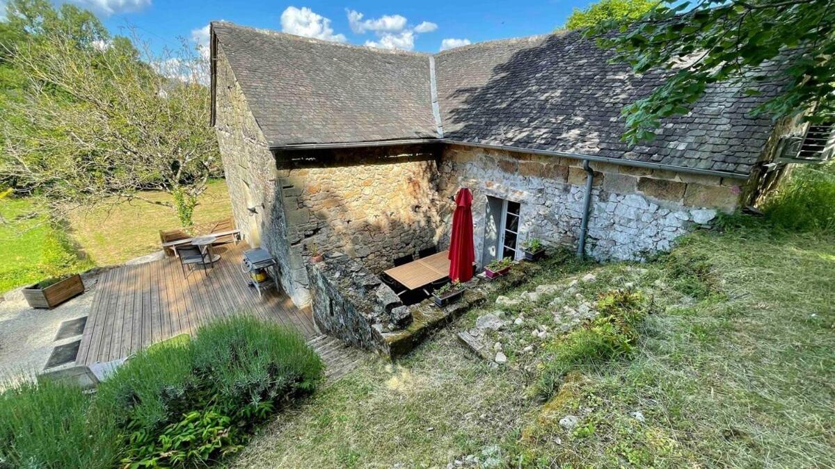 Maison De Vacances A Lissac-Sur-Couze Exterior foto